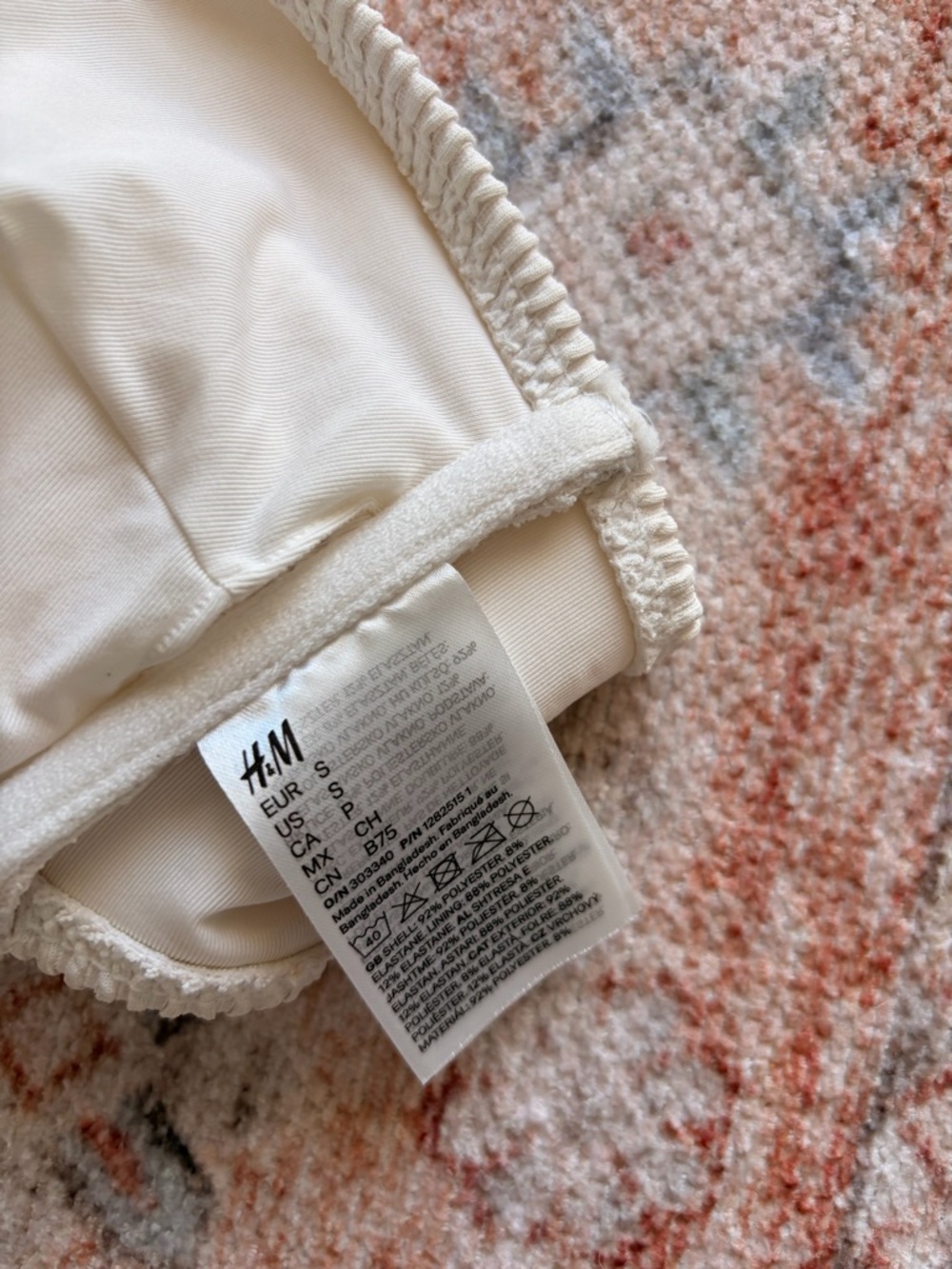 Bikini bundle (2 sets) - Picture 8 of 9
